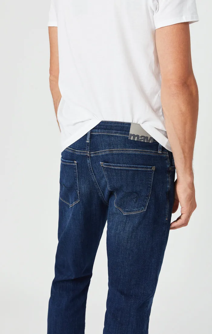 MATT RELAXED STRAIGHT LEG IN DARK FEATHER BLUE