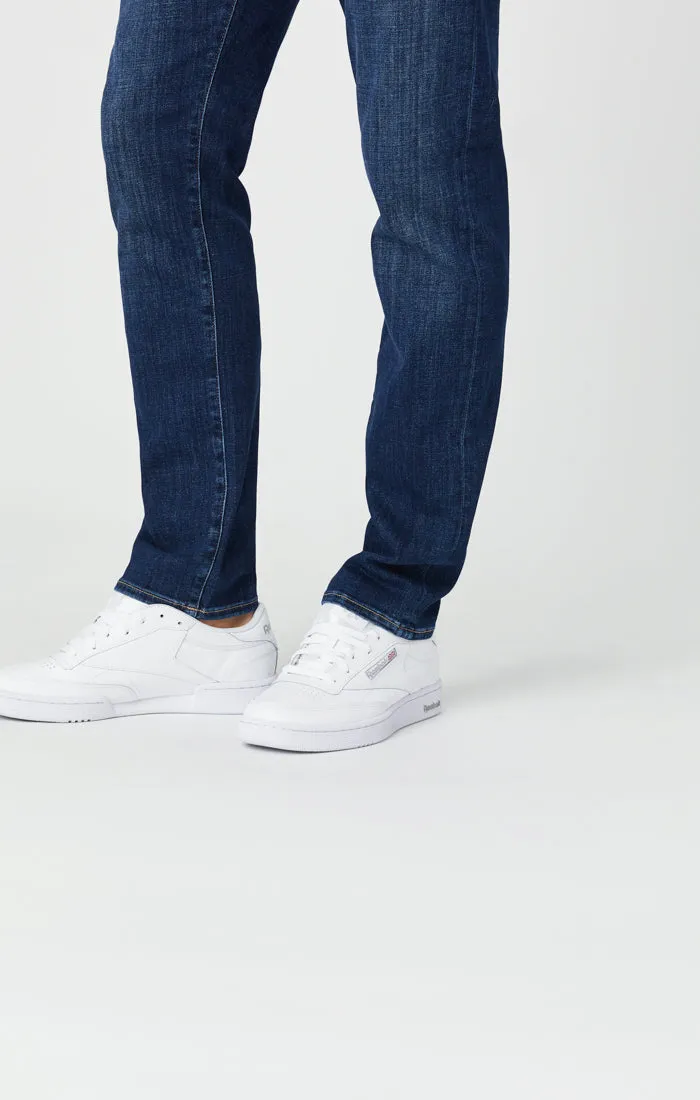 MATT RELAXED STRAIGHT LEG IN DARK FEATHER BLUE