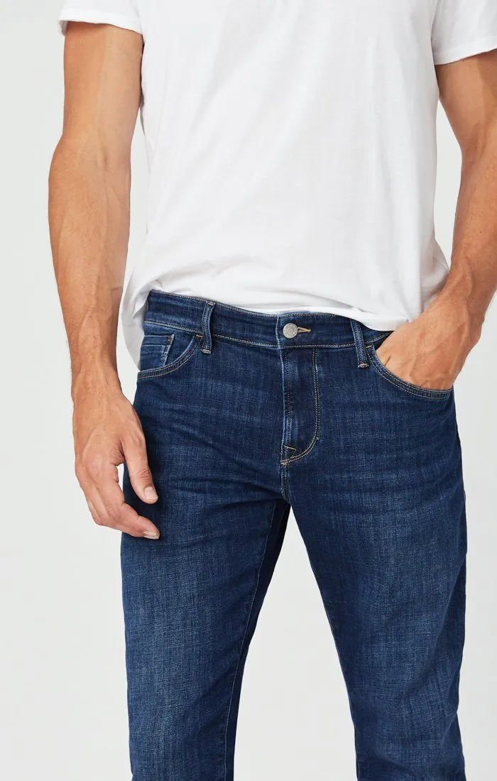 MATT RELAXED STRAIGHT LEG IN DARK FEATHER BLUE