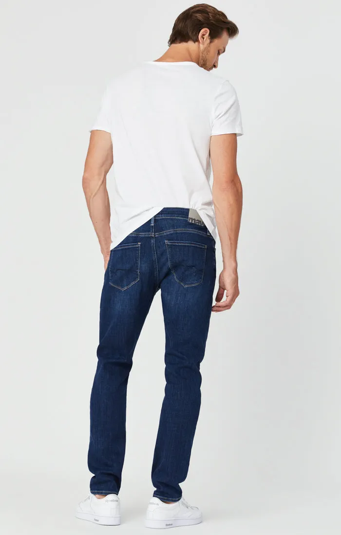 MATT RELAXED STRAIGHT LEG IN DARK FEATHER BLUE