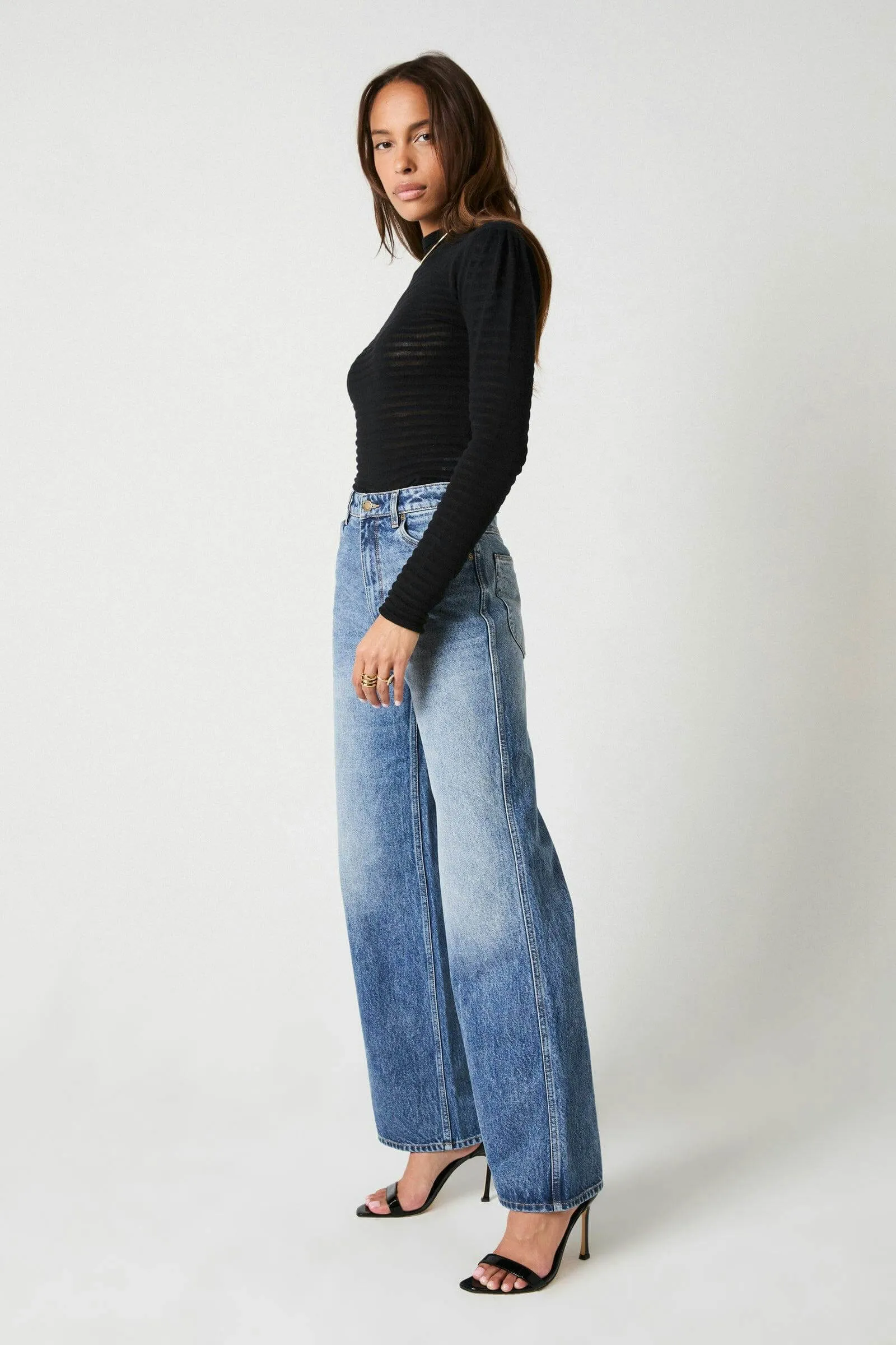 Studio Flare Jean