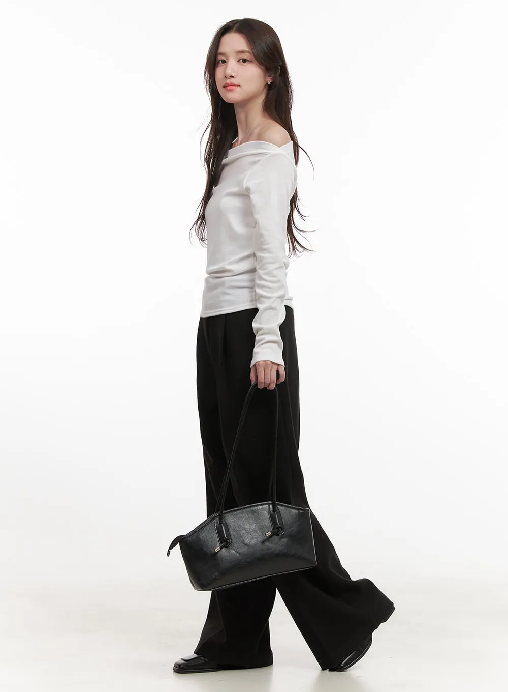 Urban Baguette Shoulder Bag CJ514