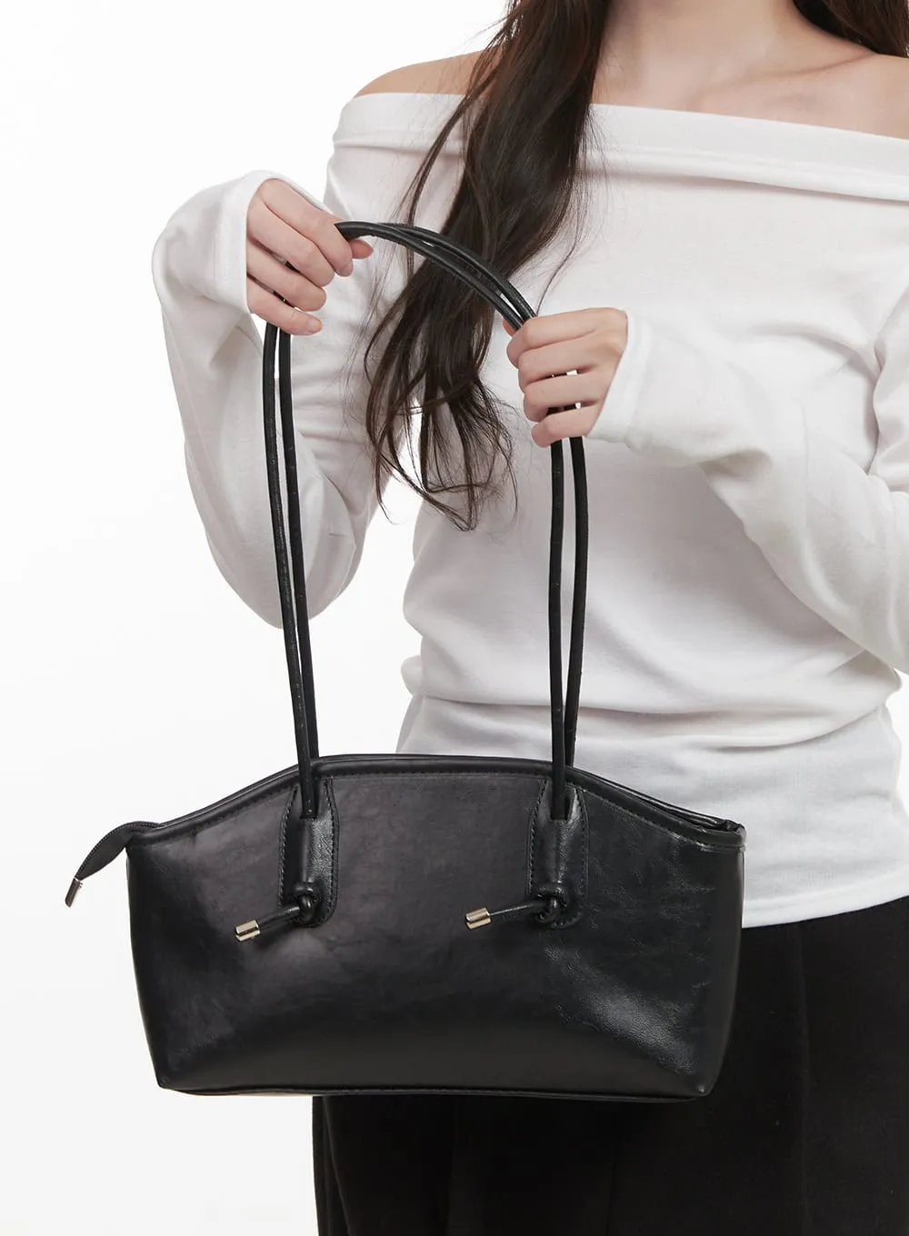 Urban Baguette Shoulder Bag CJ514