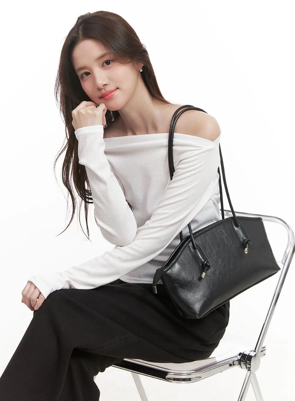 Urban Baguette Shoulder Bag CJ514
